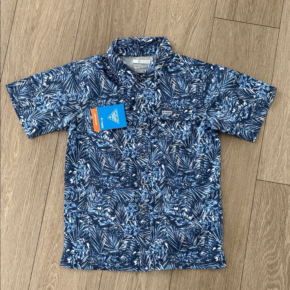Columbia boys PFG super bluefin winds camp shirt NWT size medium 10/12